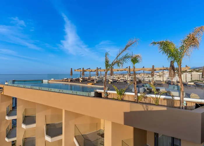  Minos Ambassador Suites & Spa - Adults Only